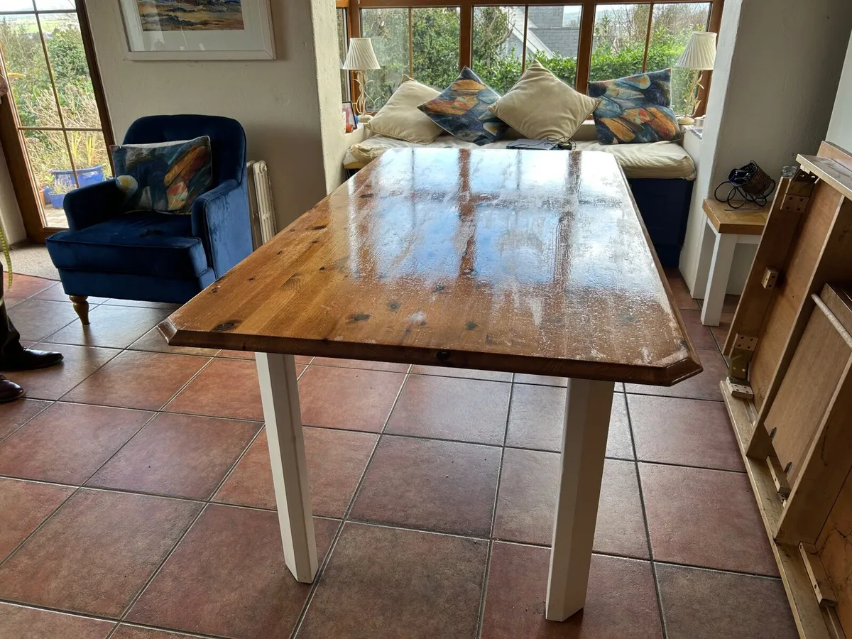 Kitchen table - Image 4