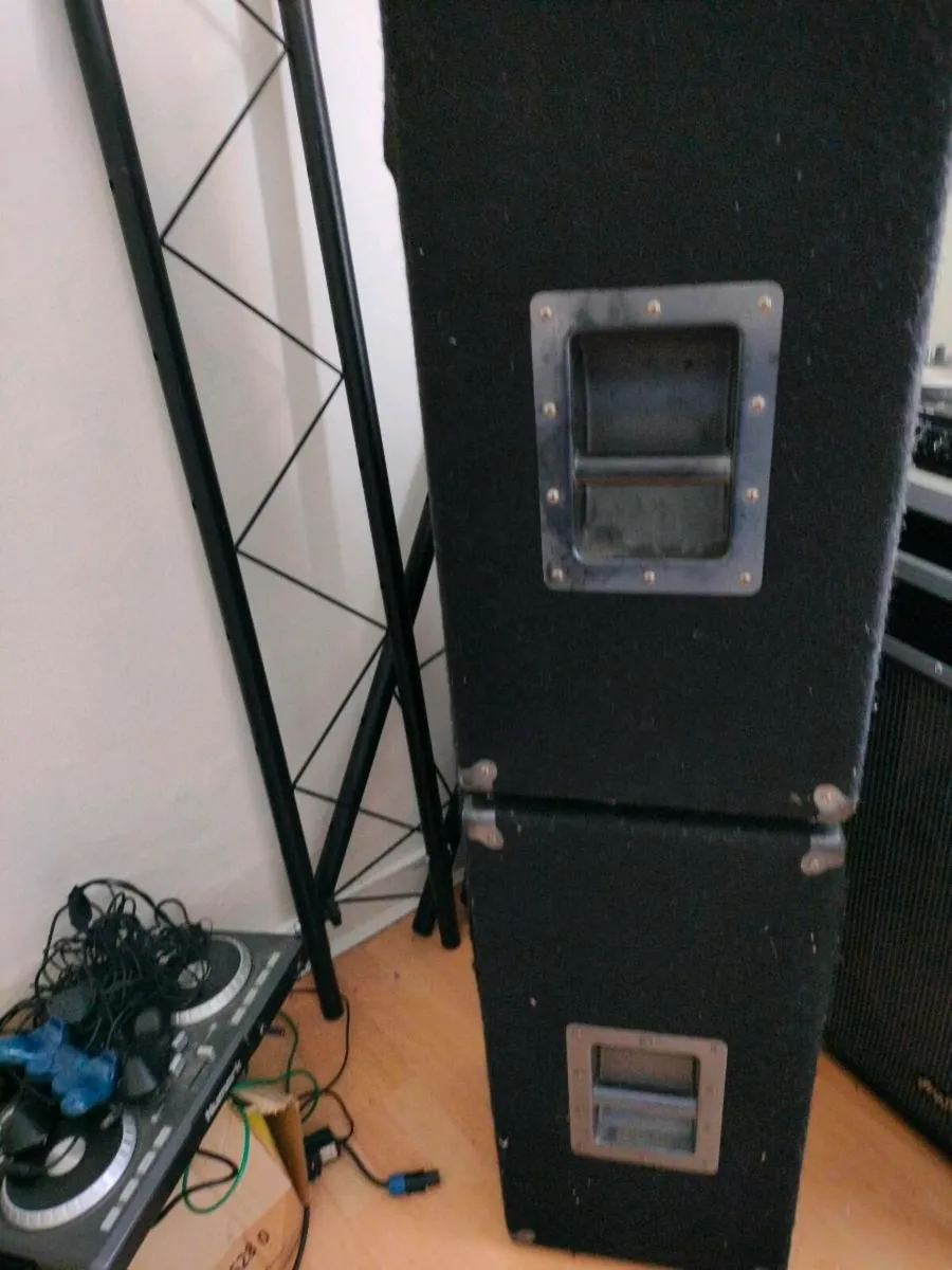 2 X Pro Sound  Speakers - Image 2