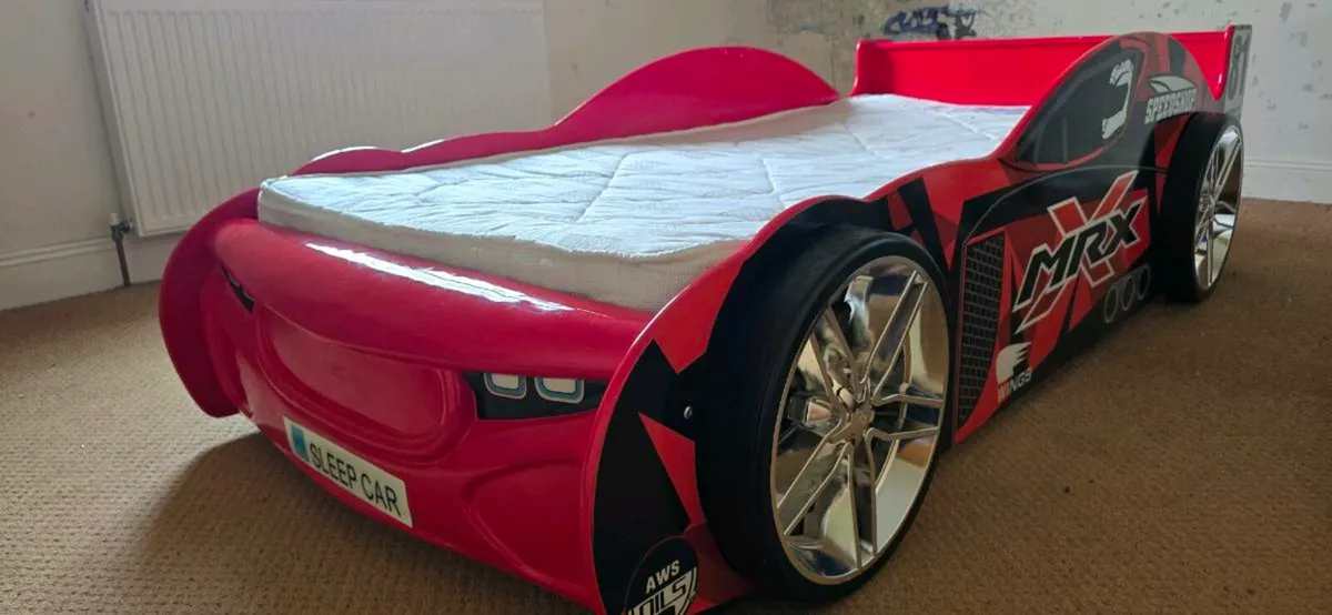 Race car bed 6ft - Image 1