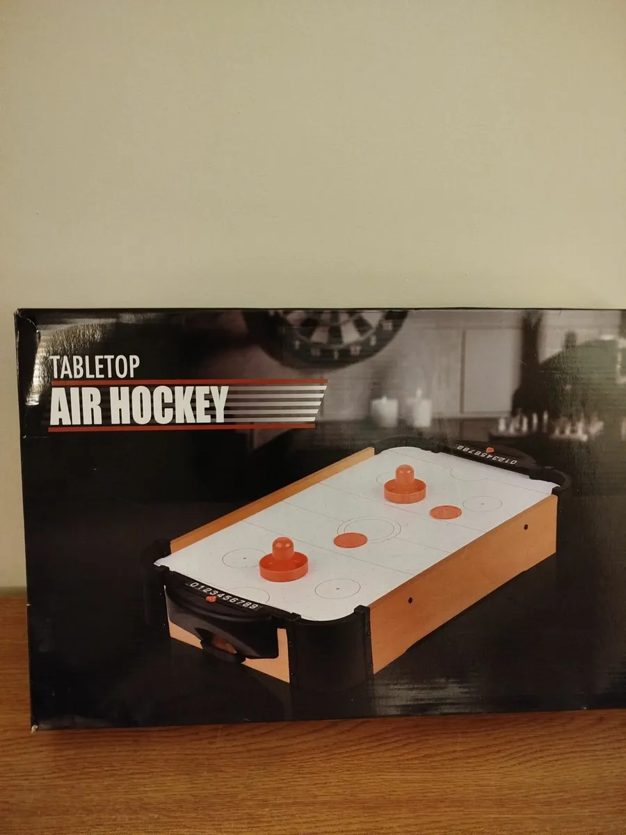 Small air hockey - Image 1