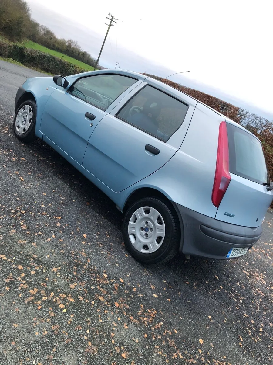 Immaculate 2003 Fiat Punto. NCT + Tax. - Image 3