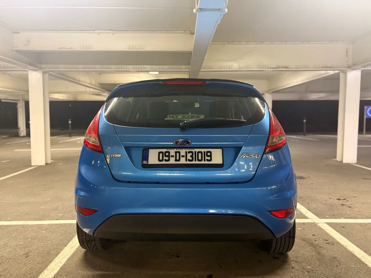 FORD FIESTA 1.4 DIESEL - Image 4