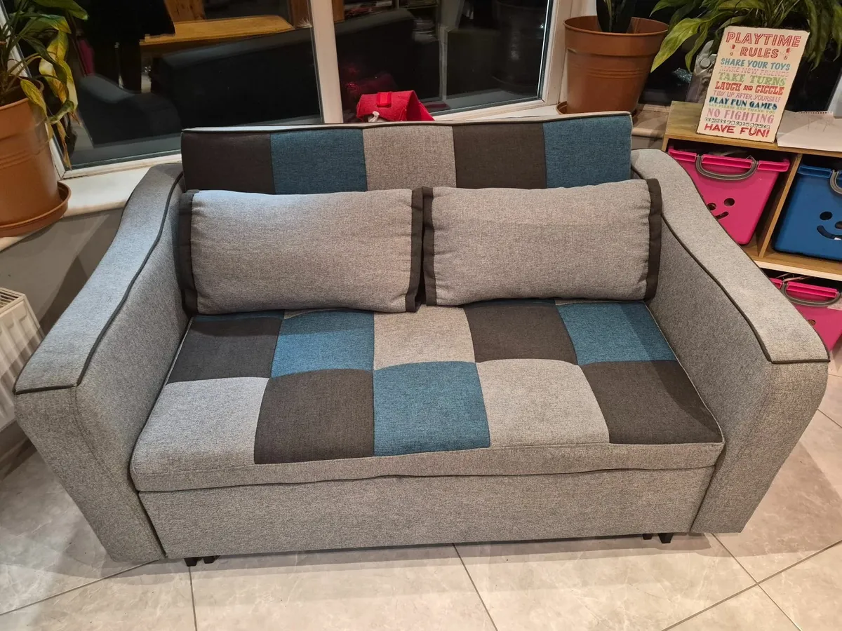 2 seater Sofa bed - Image 4