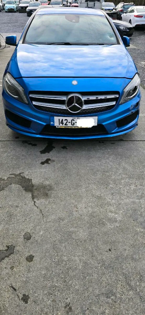 142 MERCEDES A180 AUTO - Image 2