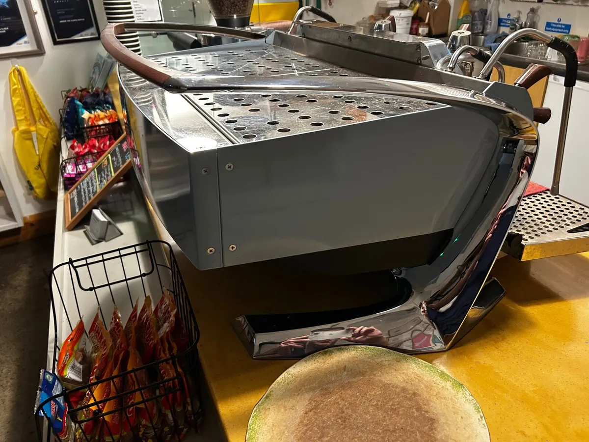 Slayer commercial coffee machine - Image 4