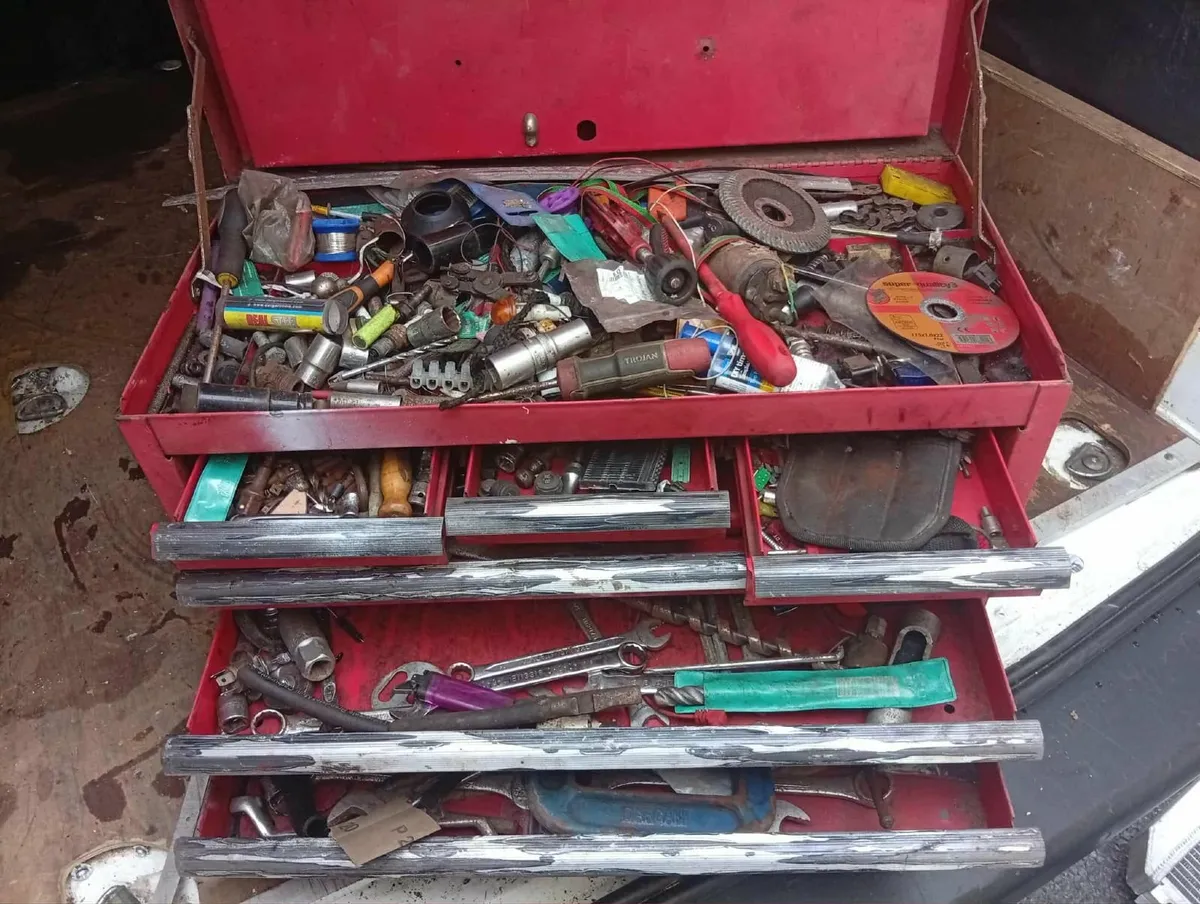 Tool box - Image 1