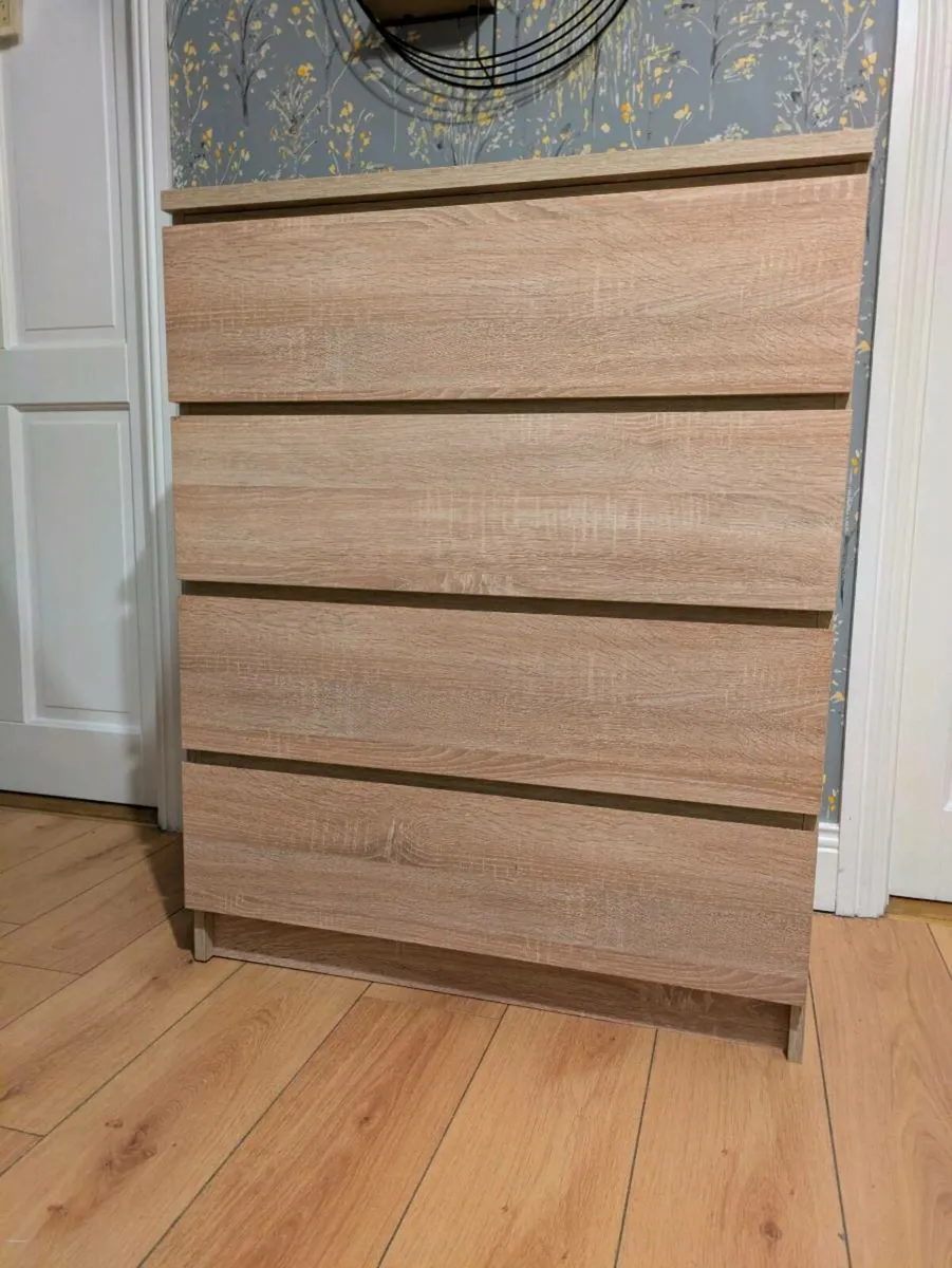 Chest of drawers - Image 2