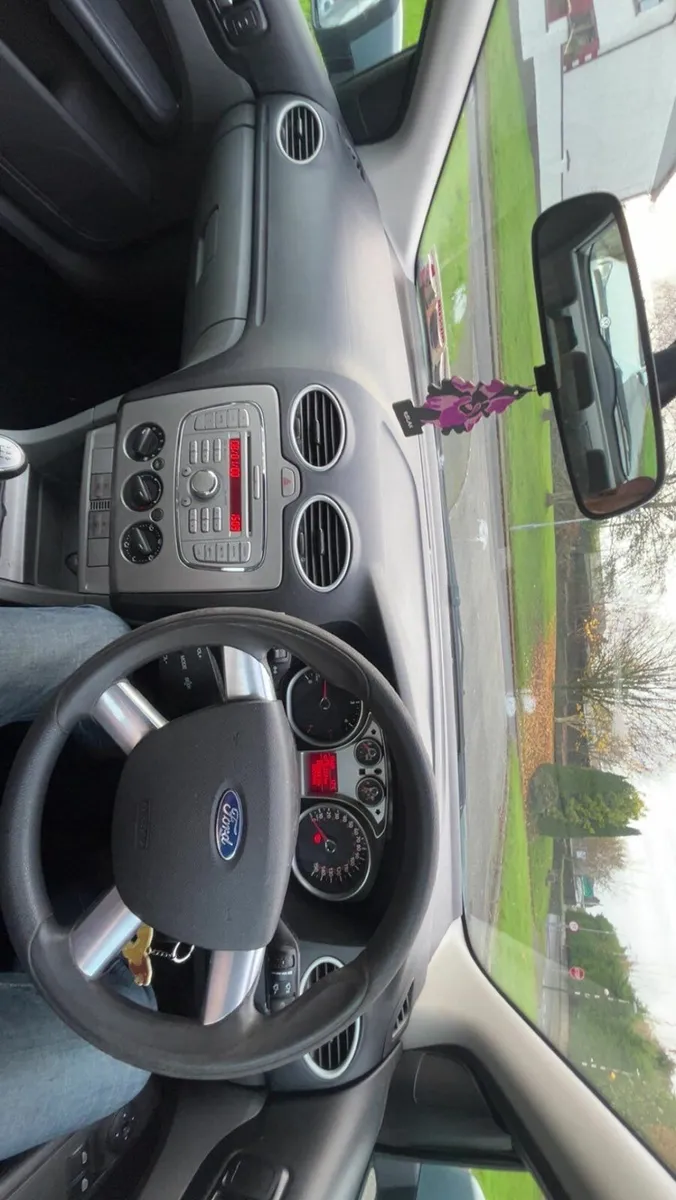 Ford Focus 2009 - Image 3