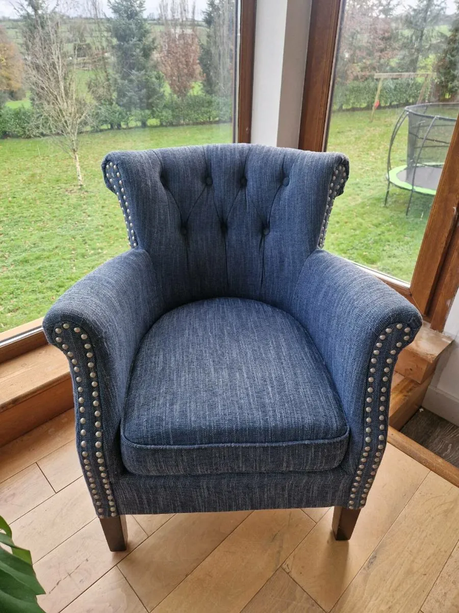 Occasional chair - Image 1