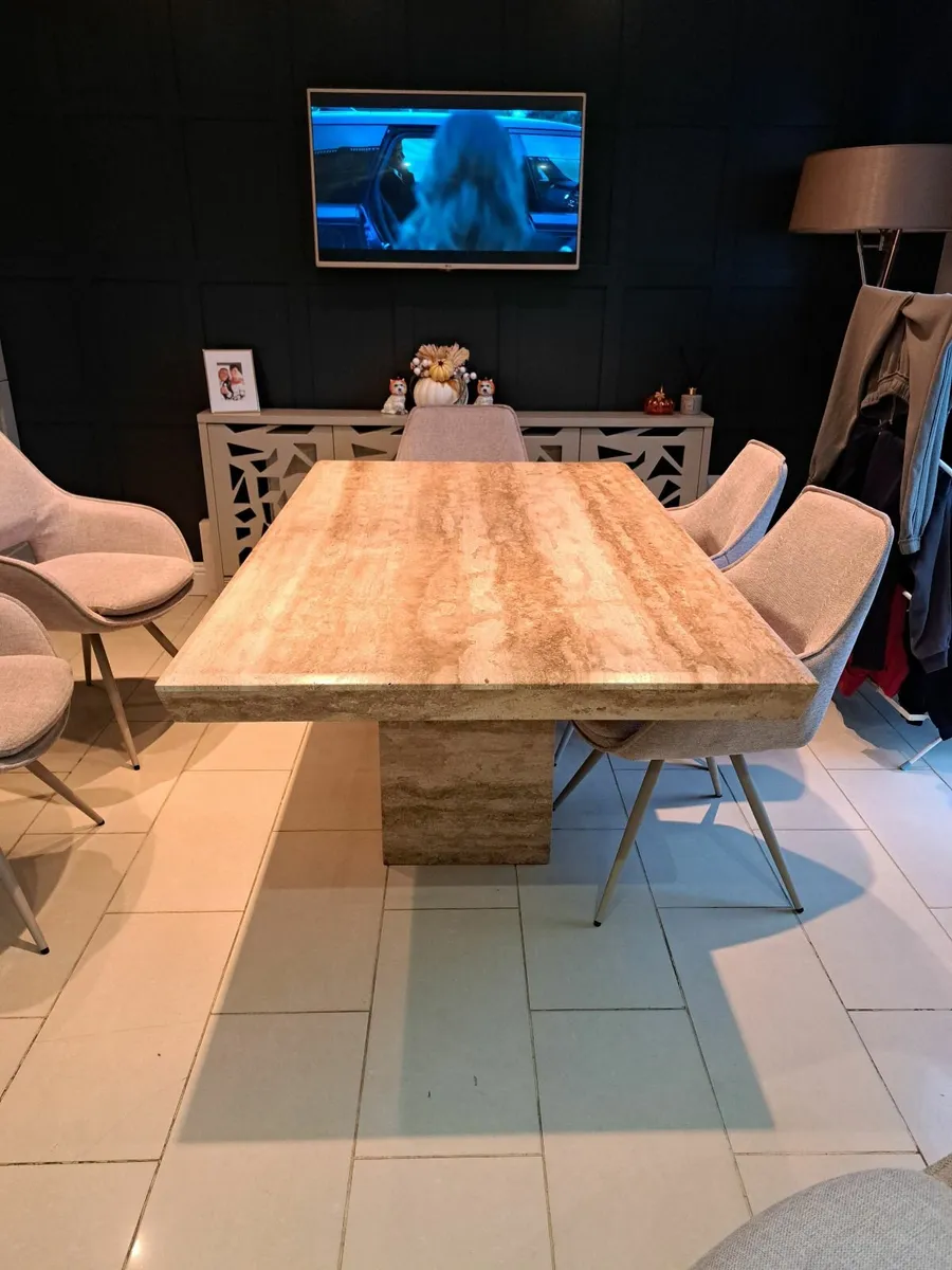 Dining table - Image 3