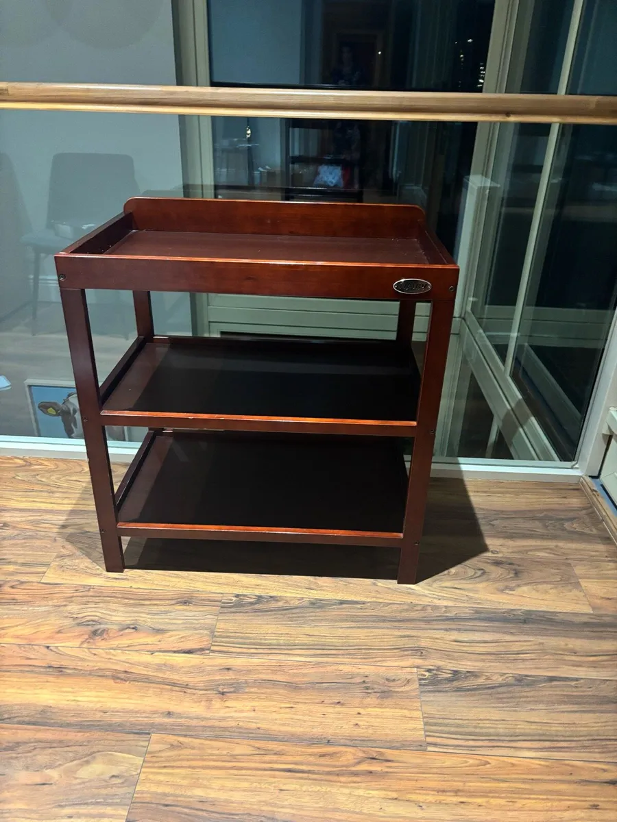 Changing Table - Image 3