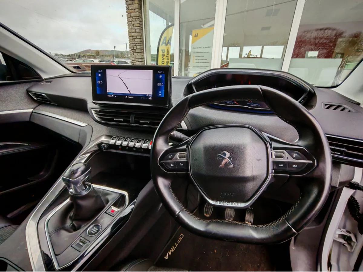 PEUGEOT 3008 ALLURE PREMIUM BLUEH BLUEHDI S/S - Image 2