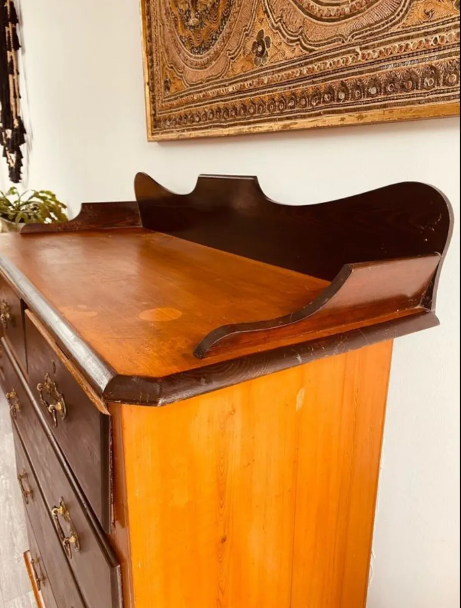 Antique Victorian Chest of Drawers - Image 4