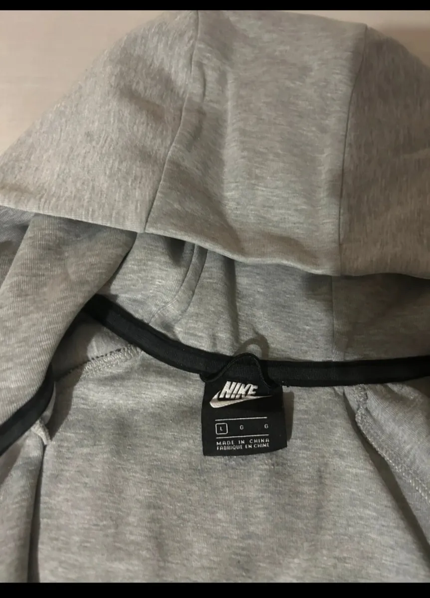 Nike tech fleece - Image 2