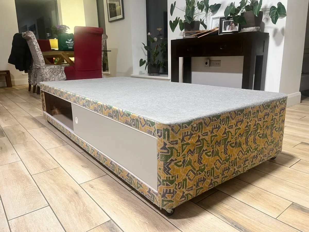 Single bed and mattress - Image 2