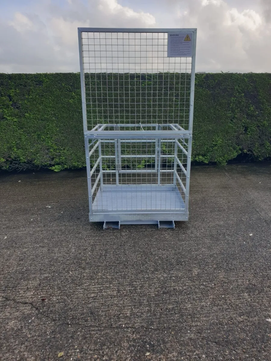Man Lift Basket/ Safety Cage - Image 1