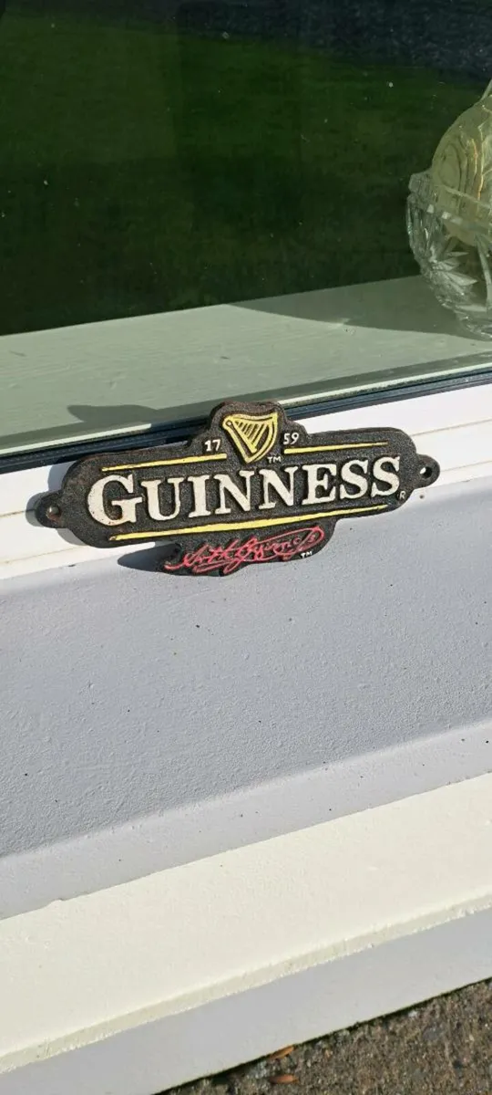 Guinness cast iron sign - Image 2