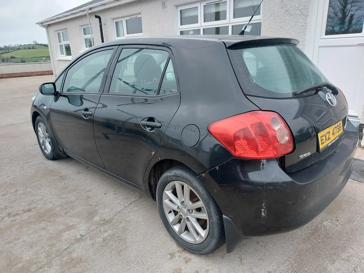 Toyota Auris 2009 - Image 3