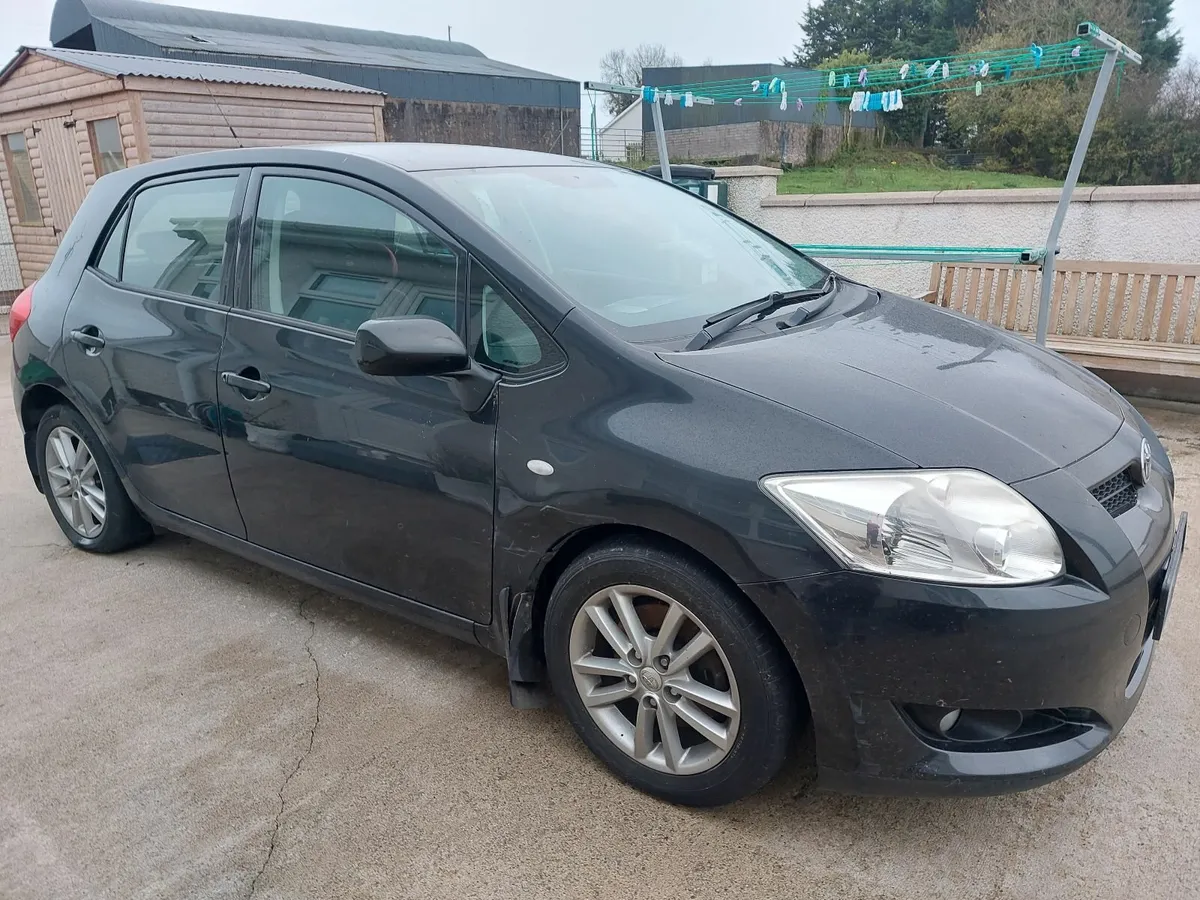 Toyota Auris 2009 - Image 4