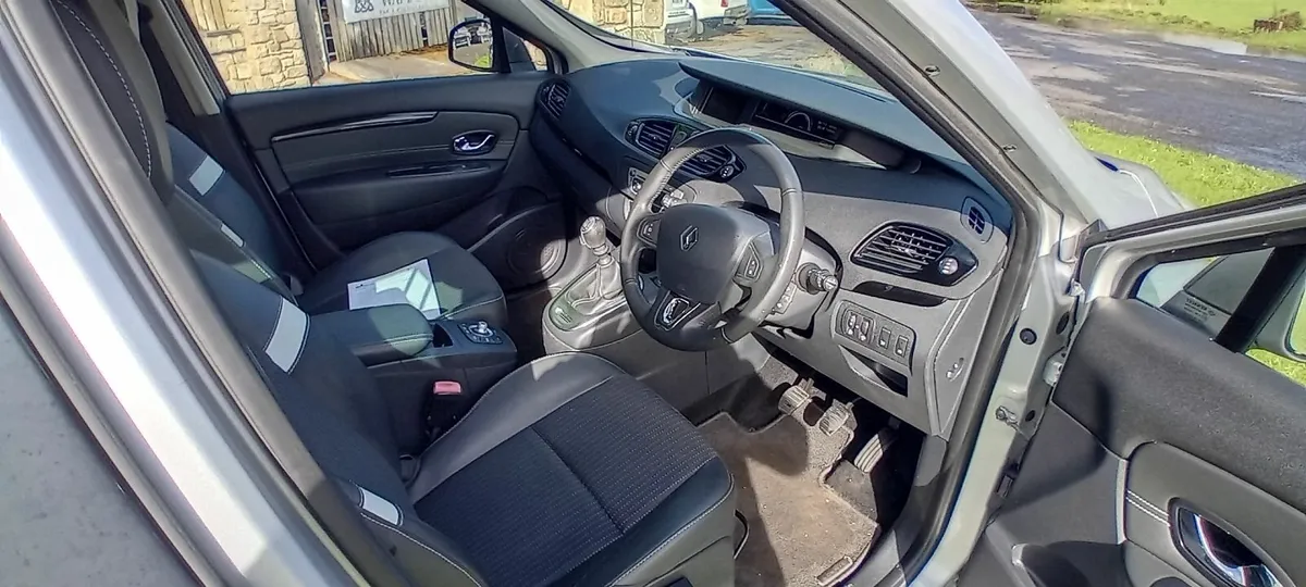 Renault Scenic 2016 - Image 4