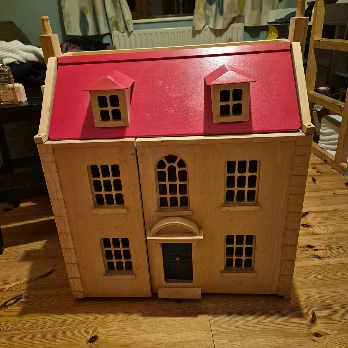 Victorian Doll House - Image 1