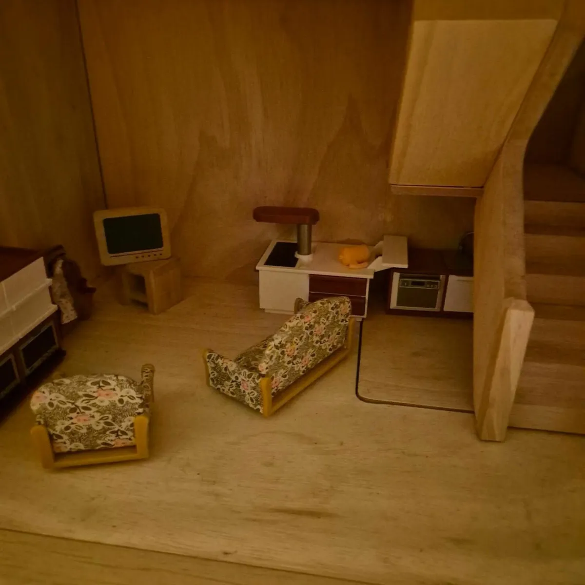 Victorian Doll House - Image 3