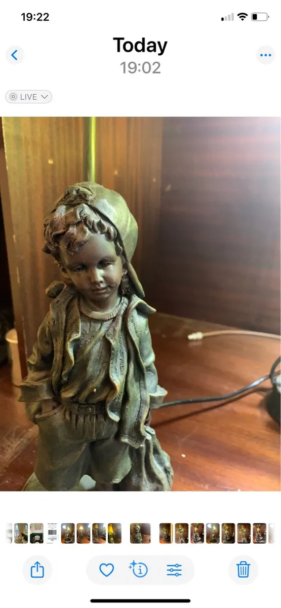 Genises table lamp - Image 1