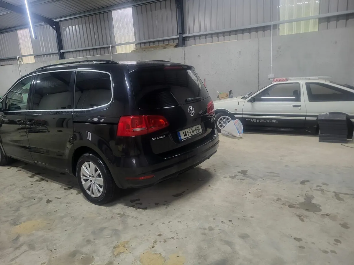 Volkswagen Sharan 2014 - Image 2