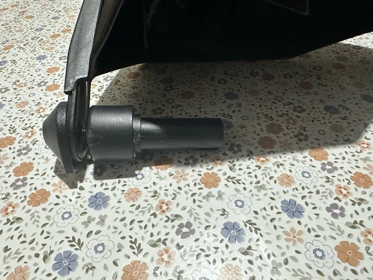 Hand guard for motorbikes or bikes - Image 3