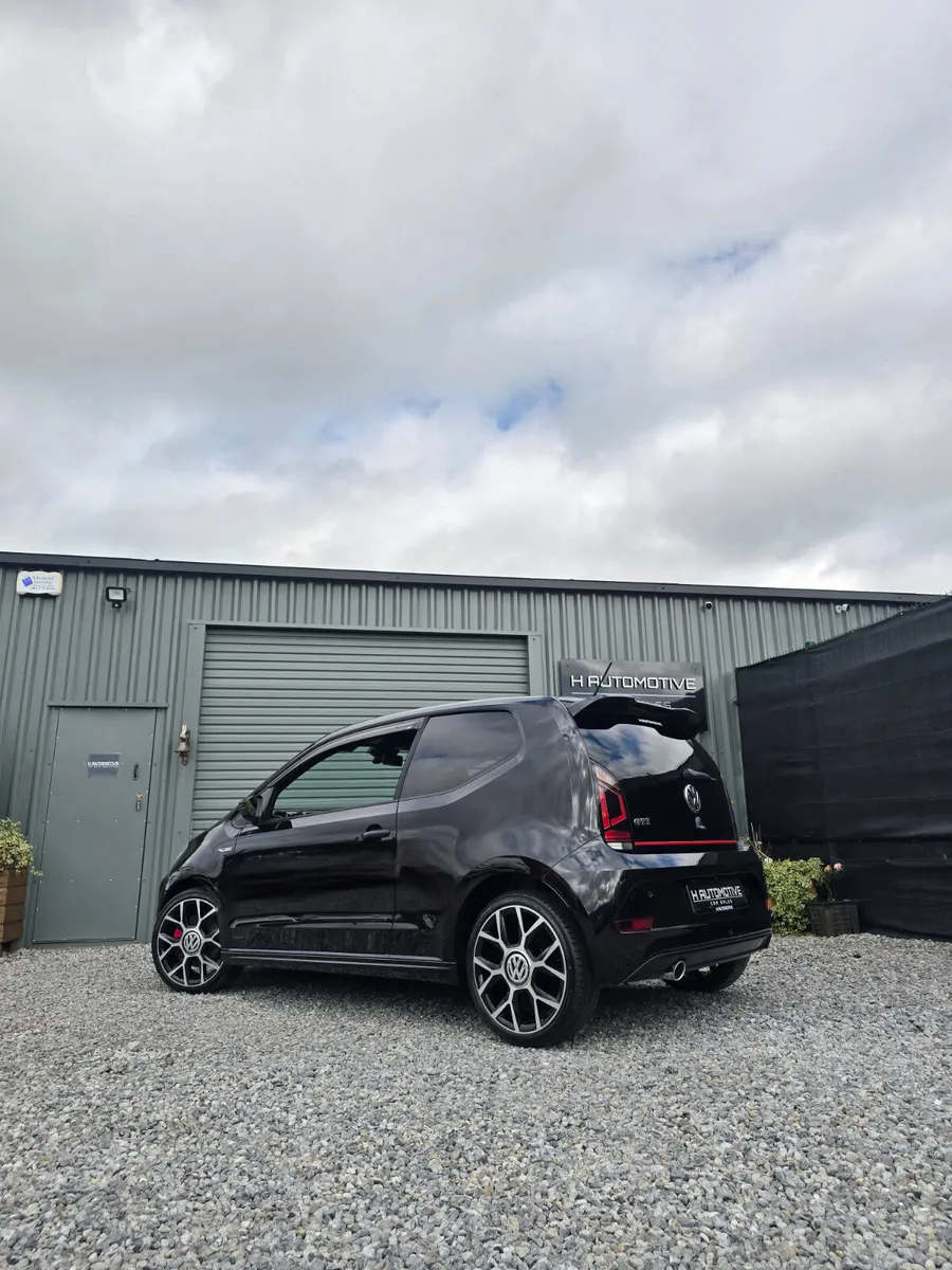 2018 VOLKSWAGEN Up! GTI 6-SPEED MANUAL - Image 4