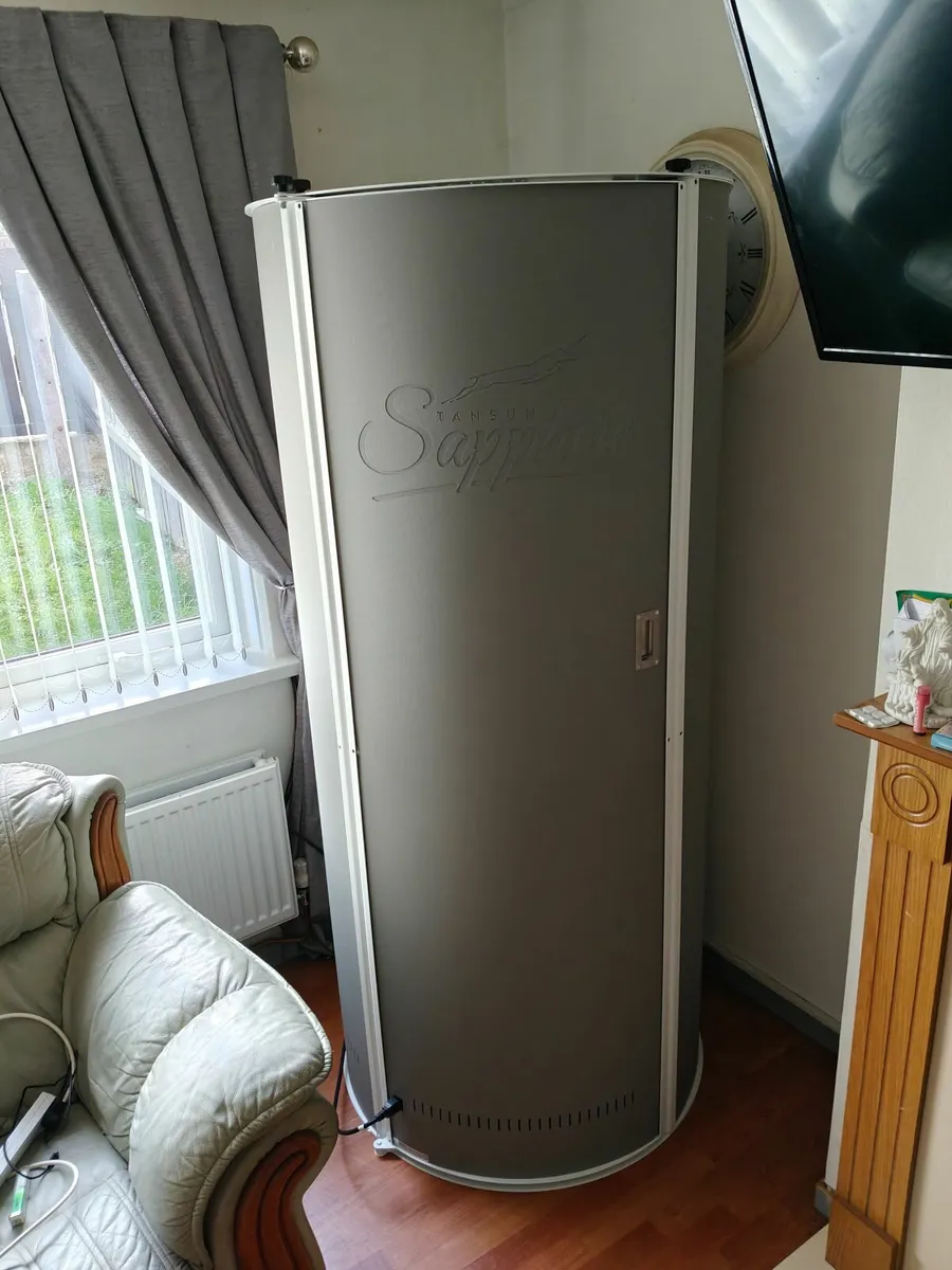 Sunbed Standing - Image 1