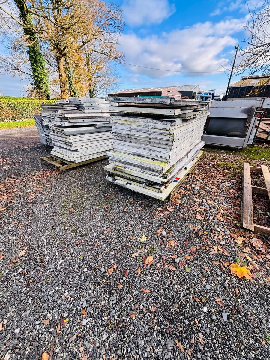 Spray booth x 2 - Image 4