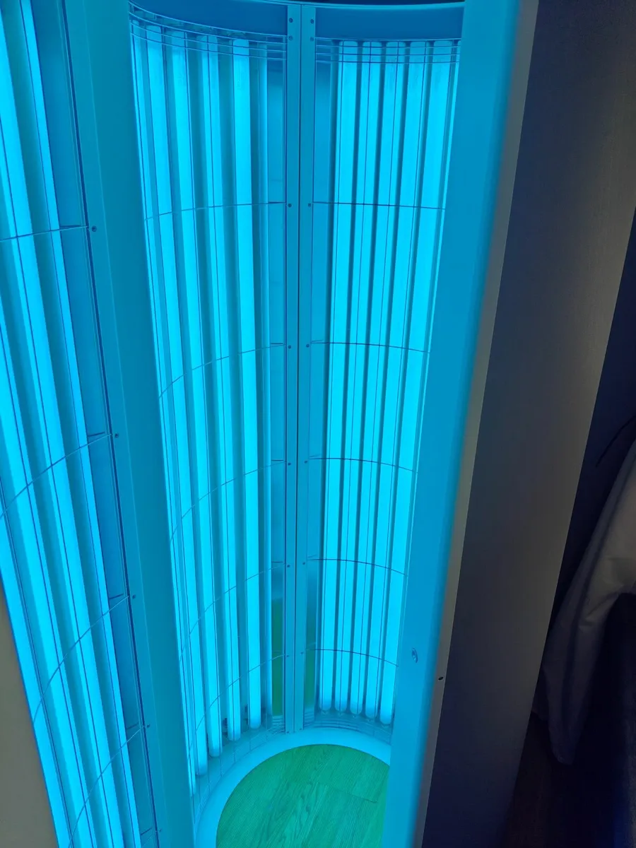 Sunbed Standing - Image 4