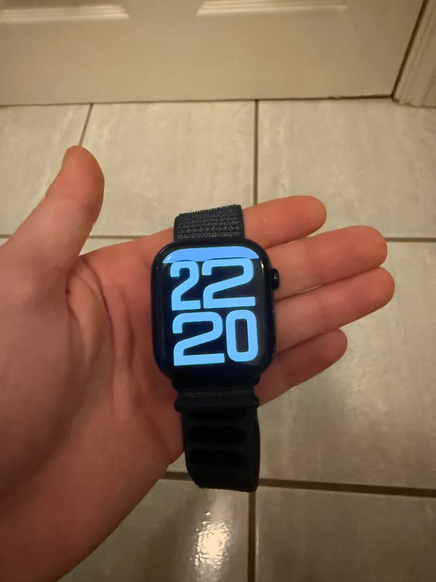 Apple Watch series 10 - Image 1