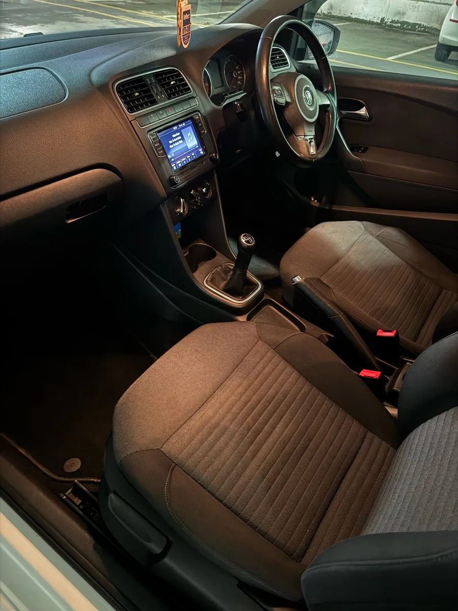 Vw Polo 2012 1.2L - Image 3