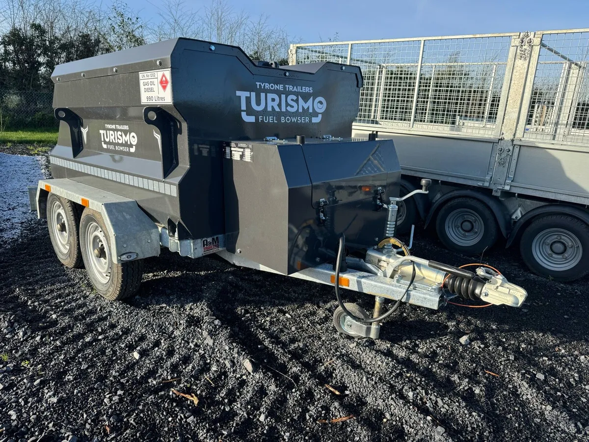 Fuel Bowser - Image 1