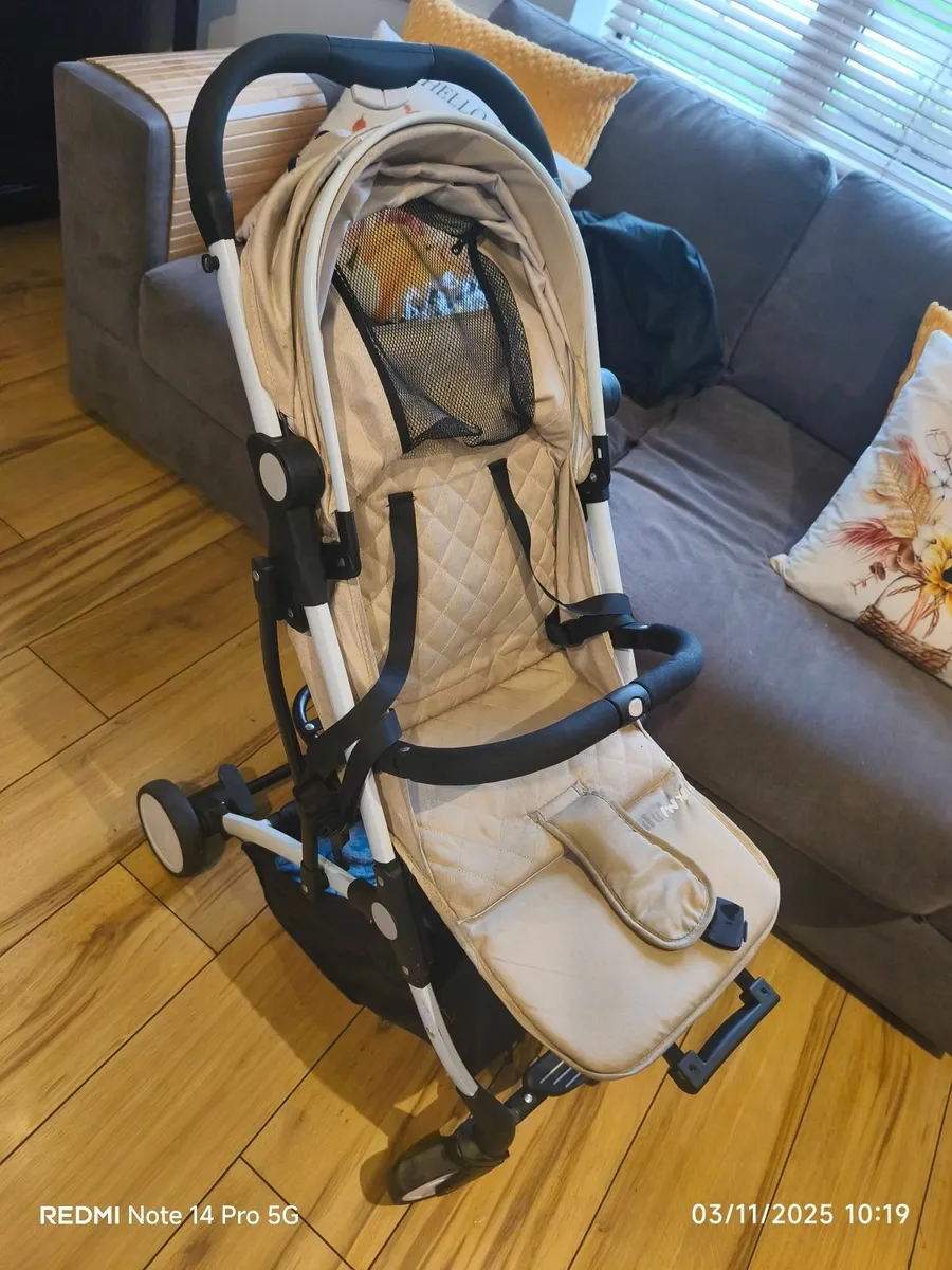 Travel pram - Image 3