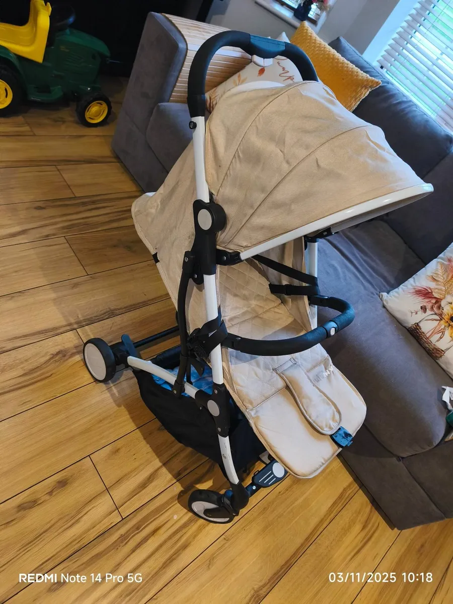 Travel pram - Image 4