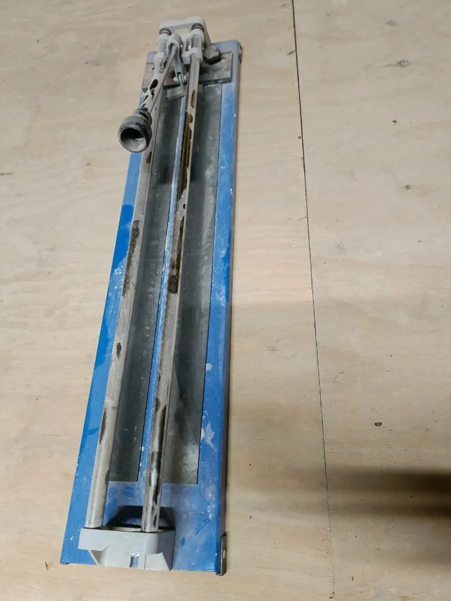 Tile cutter - Image 2