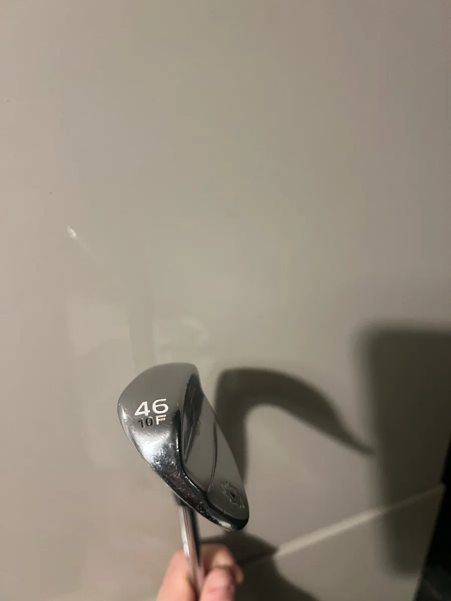 Titleist Vokey 46 degree wedge - Image 4