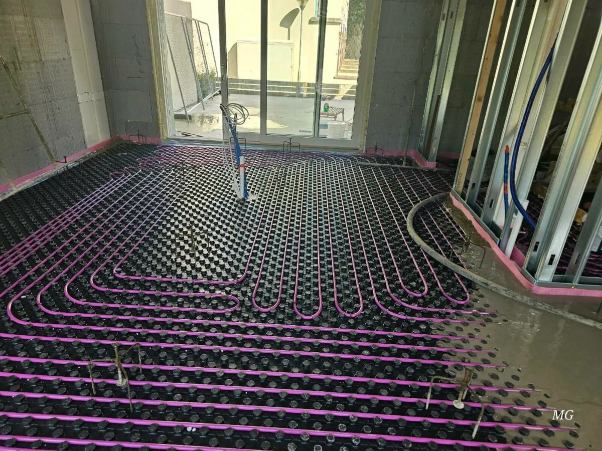 MKM floor screed - Image 3