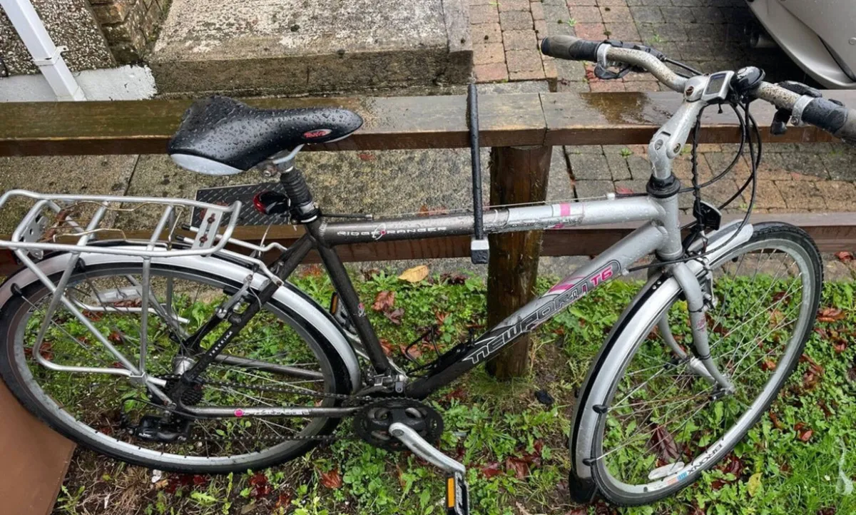 Gents Hybrid €60 - Image 1