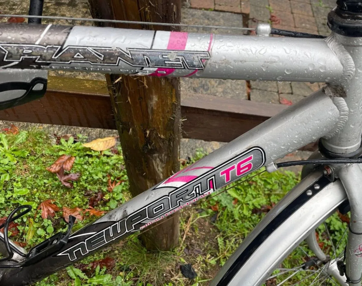 Gents Hybrid €60 - Image 2