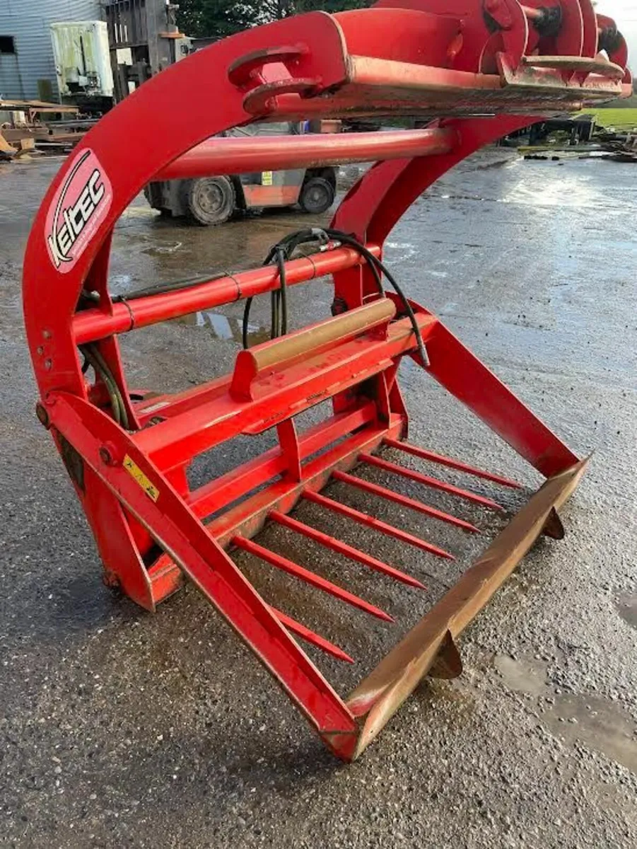 Keltec bale splitter - Image 1