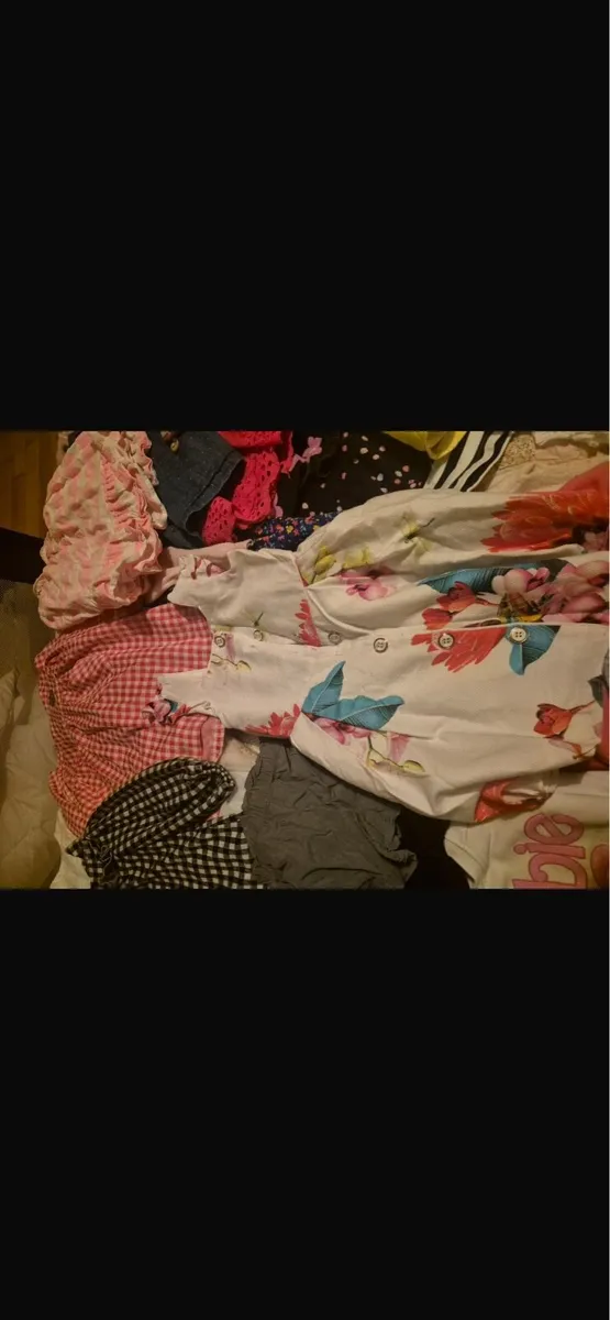 Assorted girls clothes 3-4 yrs - Image 2