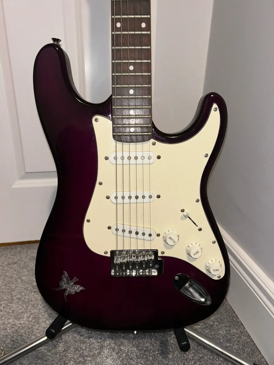 Tanglewood Electric Guitar - Image 3