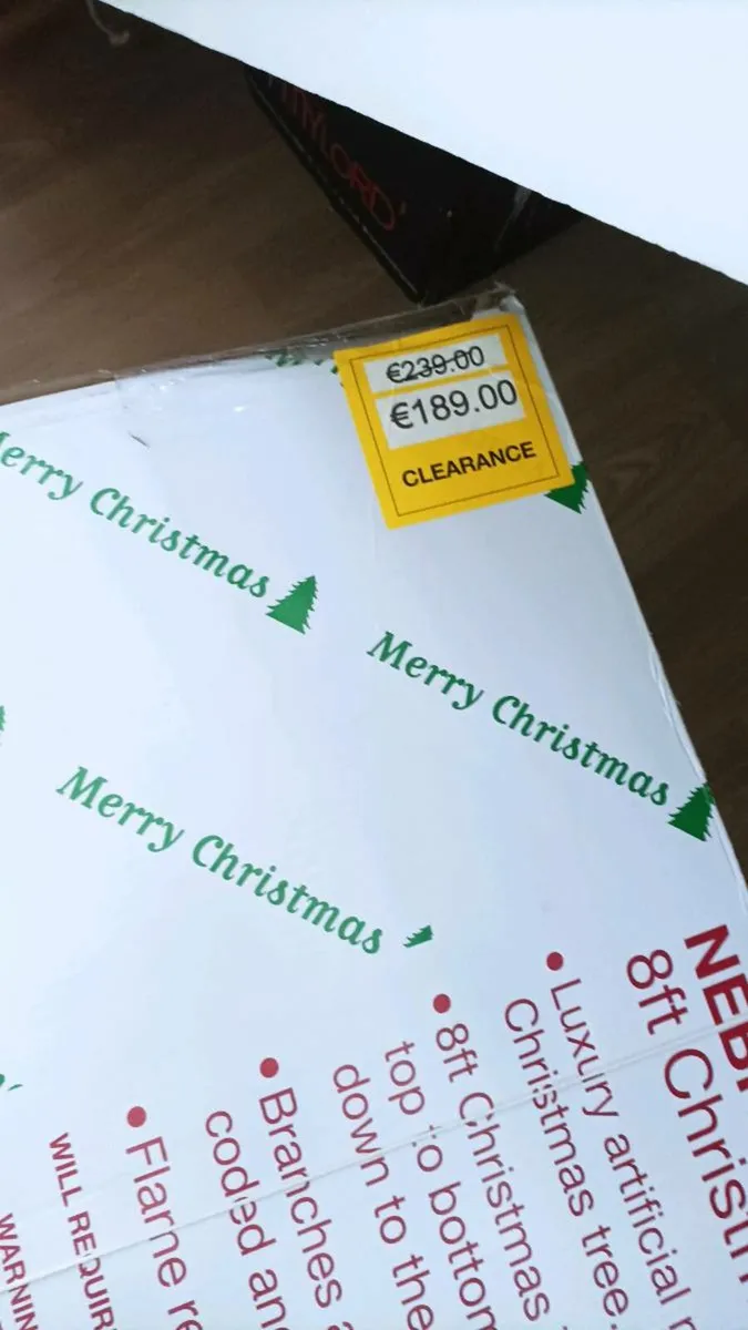 8 ft Christmas tree - Image 1