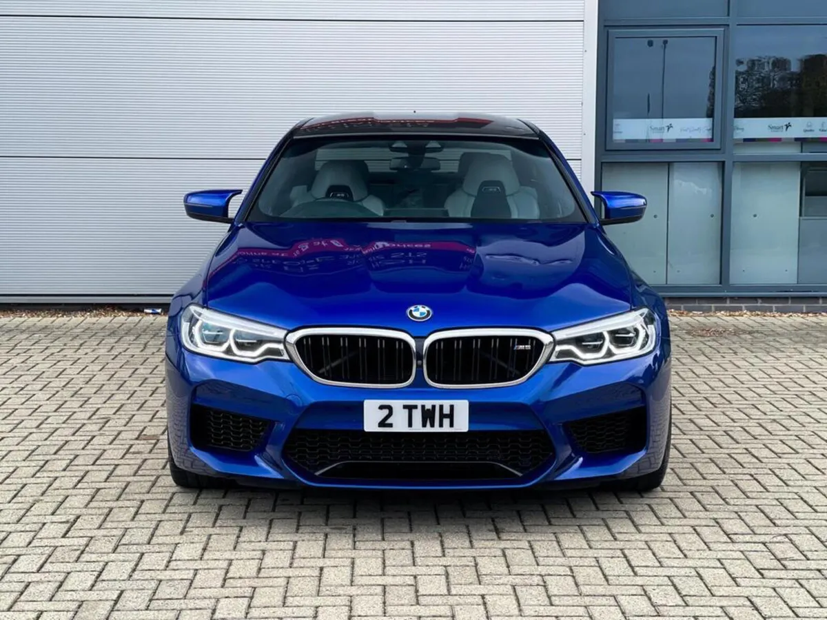 BMW M5 2019 - Image 2
