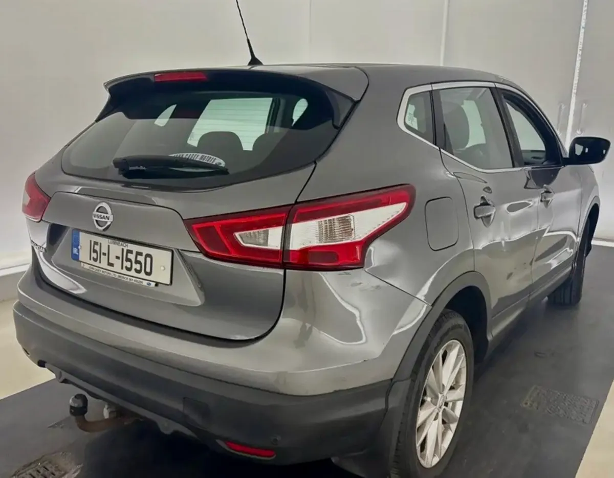 Nissan Qashqai  SV Safety PK  €7900 - Image 2