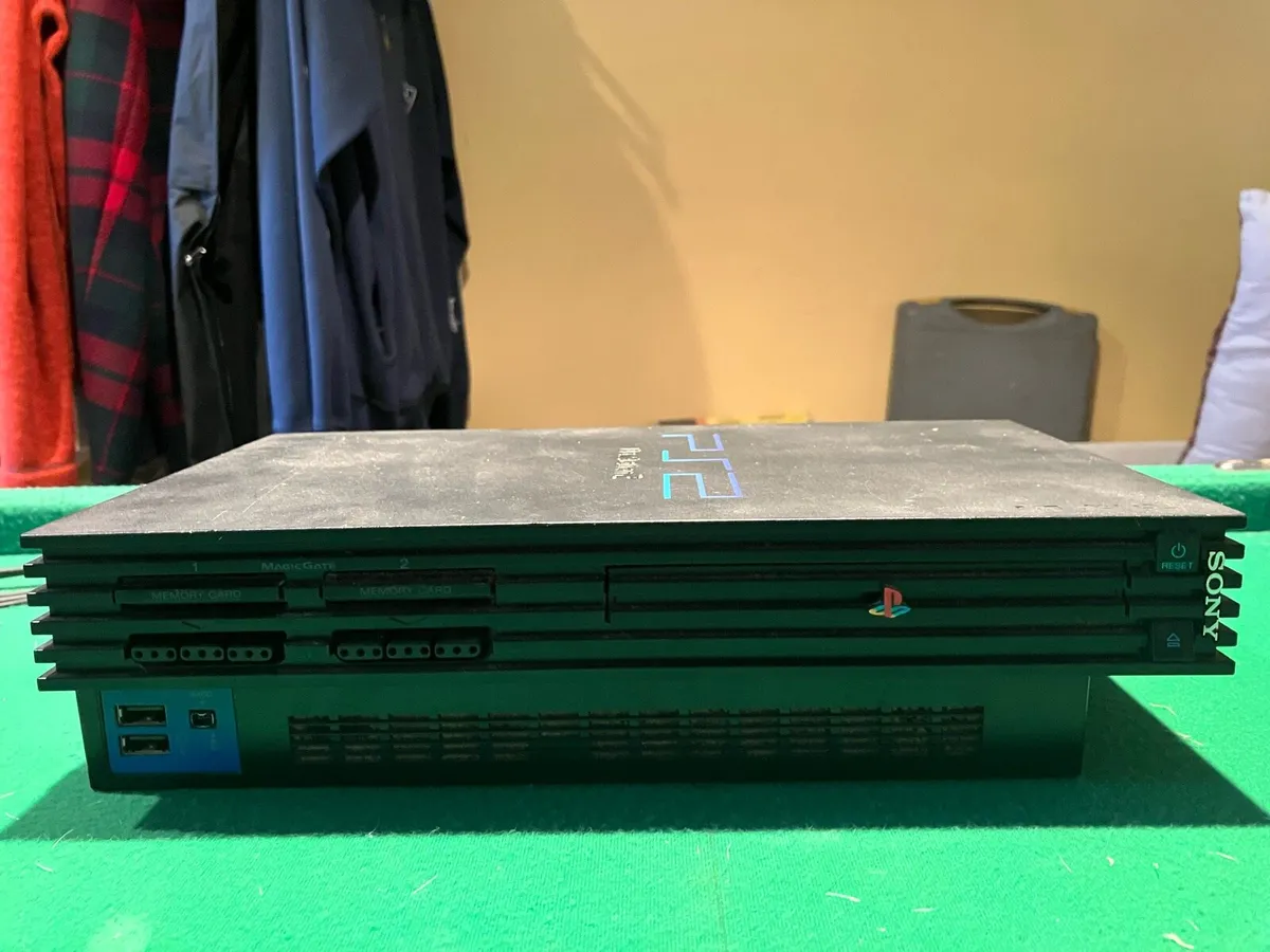 PlayStation 2 - perfect condition - Image 3